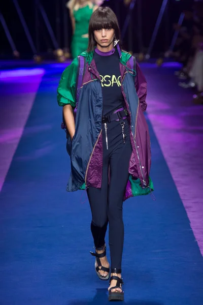 Look 4